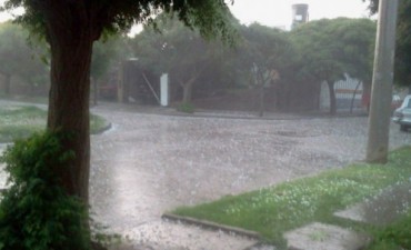 Cese de alerta por tormentas fuertes para centro y norte de Córdoba