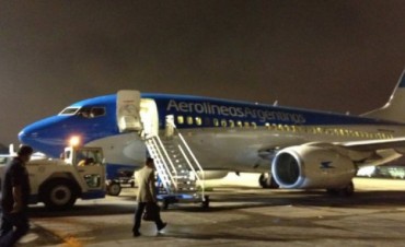 Susto en vuelo de Aerolíneas por humo en cabina del piloto