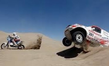 El Rally Dakar en su tercera etapa aún por Perú