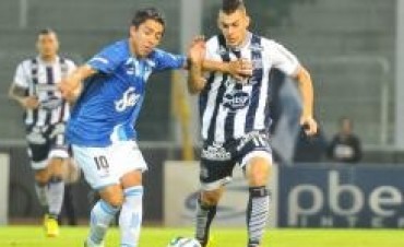Talleres perdió ante Atlético Tucumán y se complicó más con el descenso