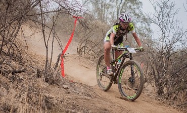 Le robaron la bici y las zapatillas mientras hacía ejercicios