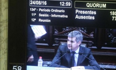 Según el gobierno la economía viene con 3 meses de retraso