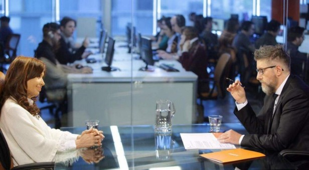 Cristina negó la corrupción y se despegó de López