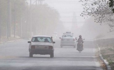 Fuerte viento y tierra invaden Sierras Chicas