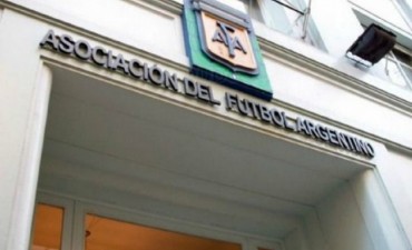 Los clubes de la B amenazan con un paro el fin de semana