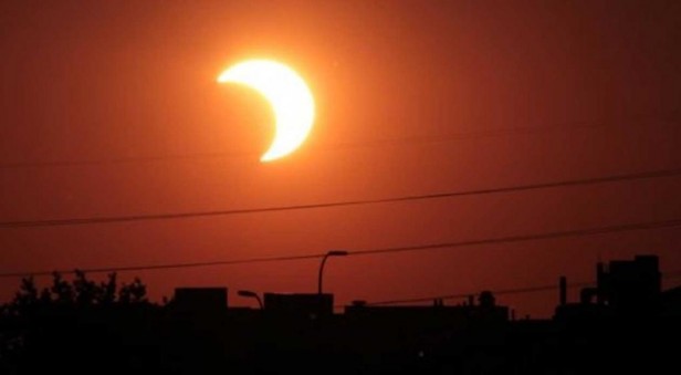 Hoy podria verse un eclipse solar