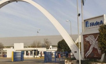 Fadea. No fabrican aviones pero hacían carritos y rejas pa las casa