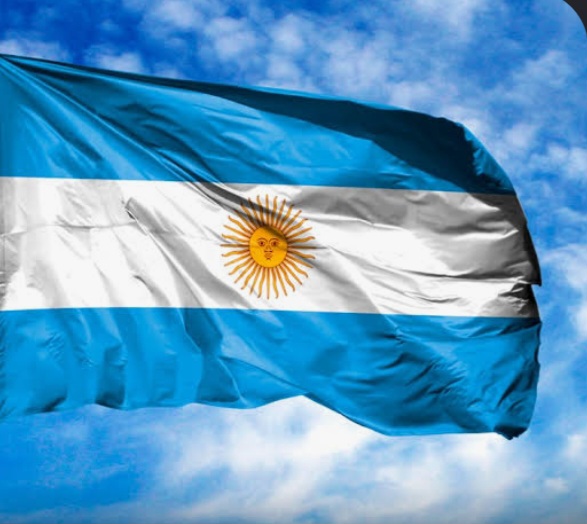 Honor y Gloria bandera de mi patria 