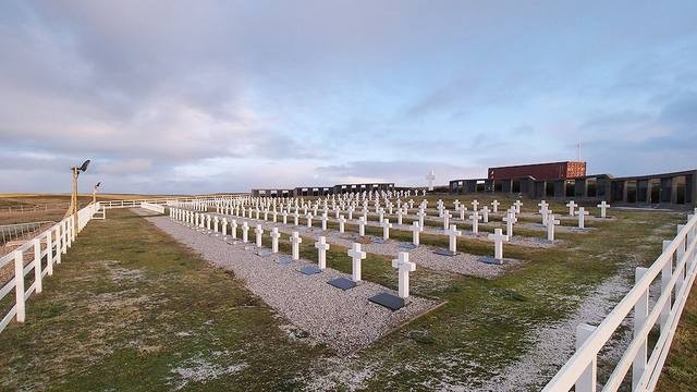 Identificaron a otros tres soldados caídos en Malvinas