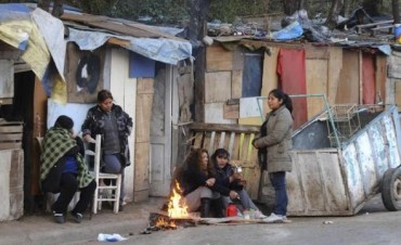 Para tener una vida digna y sin pobreza, una familia necesita casi $ 12.500 al mes
