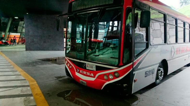 Ersa levantó el paro de colectivos interurbanos